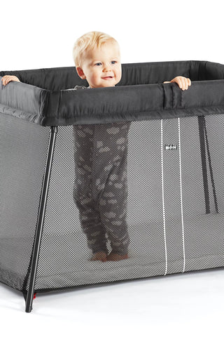 Baby Bjorn Travel Crib Light Bundle