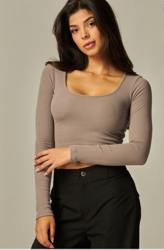 Stretchy Ribbed Scoop Neck Long Sleeve Top