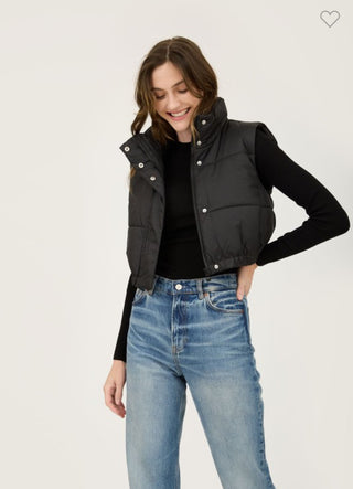 Cropped Zip Up Puffer Vest